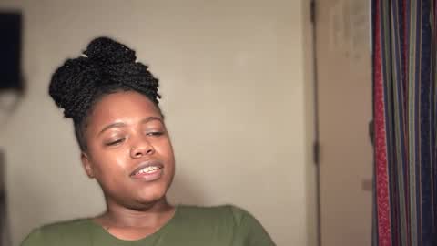 Snapshot of bnwo_goddess chatting on 09.20.25 online show from 09.20.25