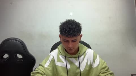 Bob  INDEPENDENT MODEL online show from 12.25.24