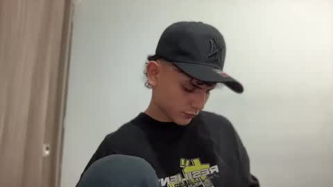 Bob  INDEPENDENT MODEL online show from 02.19.25