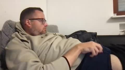 bobbele94 online show from 09.23.25