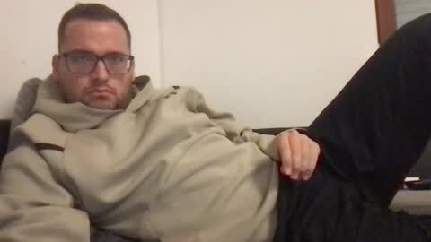 bobbele94 online show from 10.30.25