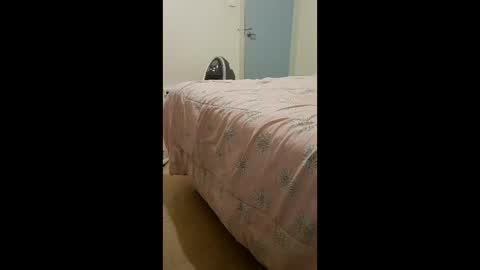 Snapshot of bobby_00x00 chatting on 02.20.26 bobby_00x00 online show from 02.20.26