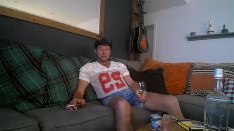 Bobby and Sadie online show from 10.31.25