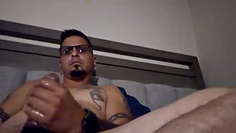 bobbyhill0798 online show from 09.24.25