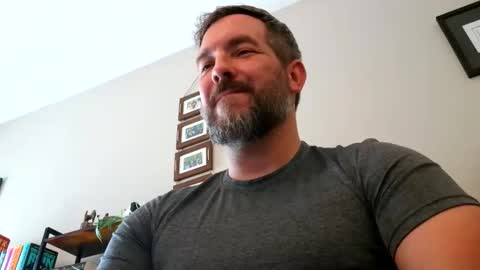 Snapshot of bobchmw chatting on 05.13.26 Bobchmw online show from 05.13.26