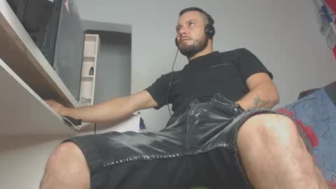 body xxx online show from 11.30.25