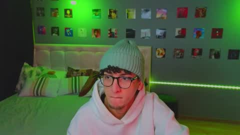 ALEXPVT IS OPEN online show from 02.12.25