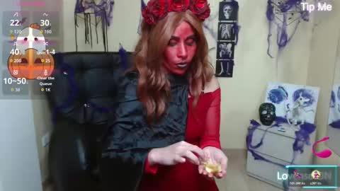 Paris online show from 10.18.25