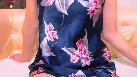 Mia online show from 02.10.26