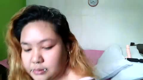 bombastic_darla online show from 11.04.25