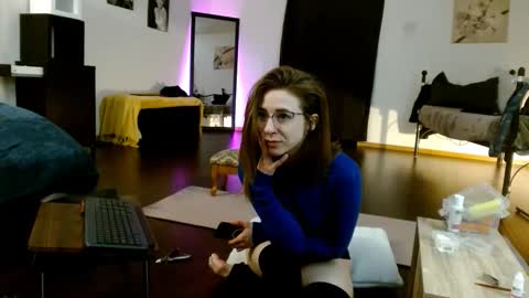 BombshellBaeby online show from 10.22.25