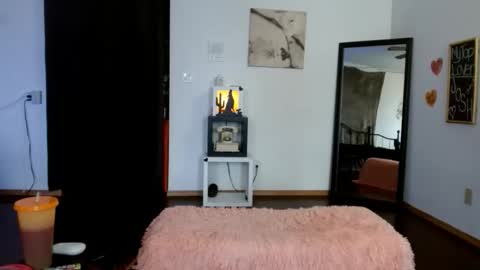 Snapshot of bombshellbaeby chatting on 02.26.26 BombshellBaeby online show from 02.26.26