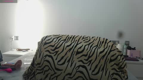 Lucy online show from 04.07.26