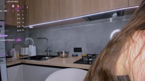 Olly online show from 12.08.24