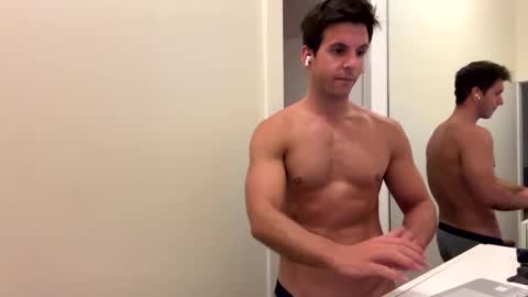 Snapshot of bondi333 chatting on 02.21.25 Bondi online show from 02.21.25