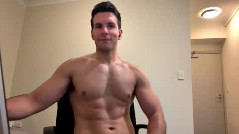 Snapshot of bondi333 chatting on 11.06.25 Bondi online show from 11.06.25