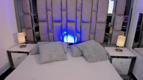 bonet_iris online show from 04.06.26