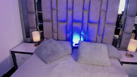 bonet_iris online show from 04.20.26