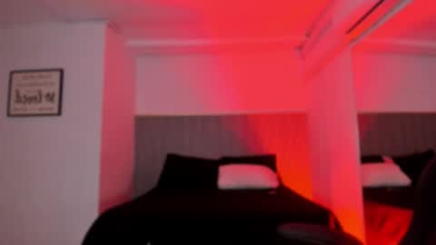 Bonnie  online show from 11.05.25