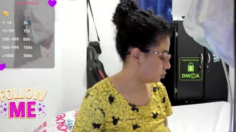 bonnie lam  hello welcome to my room I hope you have fun and you can reach your maximum pleasure here with me online show from 01.08.26