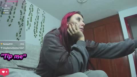 Bonnie Help me reach 500 likes online show from 01.04.25