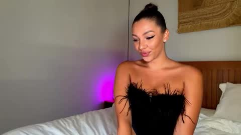 bonnieandclyde540767 online show from 12.23.25