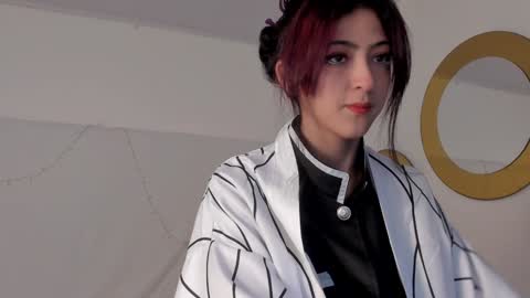 Snapshot of bonniecute_ chatting on 12.29.24 online show from 12.29.24