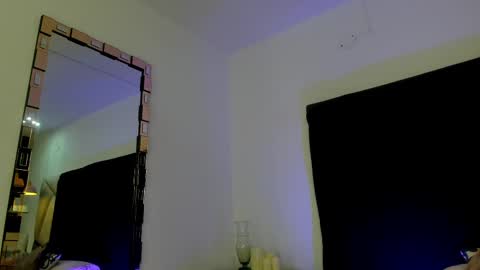 Snapshot of bonniecute_ chatting on 09.09.25 online show from 09.09.25