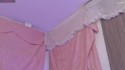 Snapshot of bonniecute_ chatting on 09.21.25 online show from 09.21.25