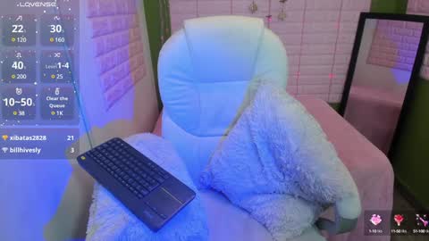 Bonnie  online show from 02.07.25