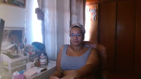 Snapshot of bonvivantb chatting on 01.20.25 Queen Bon Vivantt online show from 01.20.25