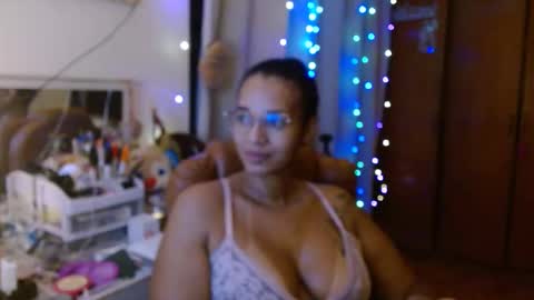 Queen Bon Vivantt online show from 02.23.25