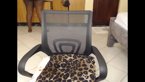 Snapshot of booby_candy chatting on 11.30.25 booby_candy online show from 11.30.25