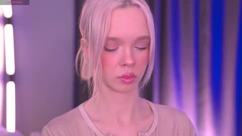 Snapshot of boobybliss chatting on 05.30.26 Alina online show from 05.30.26