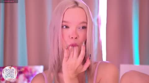 Snapshot of boobybliss chatting on 07.12.26 Alina online show from 07.12.26
