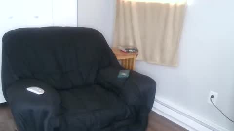 Snapshot of boogieflexxx chatting on 10.15.25 boogieflexxx online show from 10.15.25