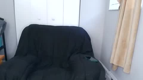 Snapshot of boogieflexxx chatting on 10.27.25 boogieflexxx online show from 10.27.25