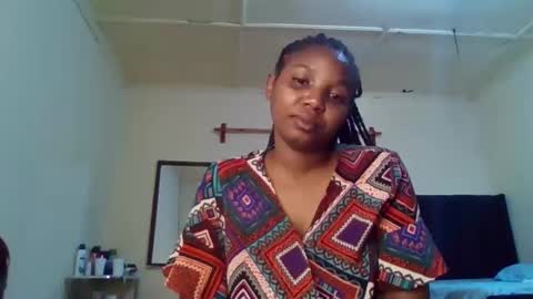 Snapshot of bootie_caramel chatting on 09.20.25 bootie_caramel online show from 09.20.25