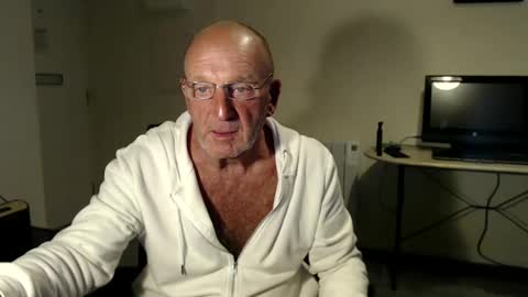 Snapshot of boppy21 chatting on 03.02.25 Boppy21 online show from 03.02.25