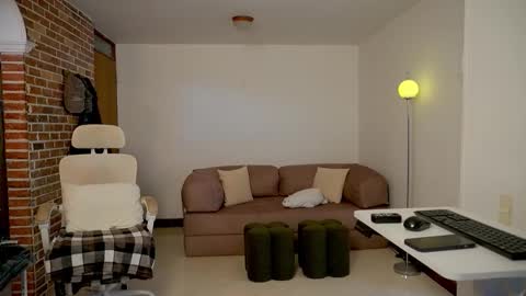 Snapshot of boream_ chatting on 03.02.26 Bream online show from 03.02.26