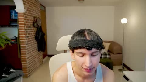 Snapshot of boream_ chatting on 03.03.26 Bream online show from 03.03.26