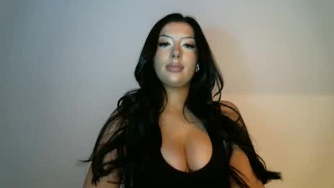 Snapshot of boricuamami377 chatting on 10.12.25 boricuamami377 online show from 10.12.25