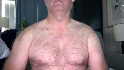 Snapshot of bose36 chatting on 10.03.25 bose36 online show from 10.03.25