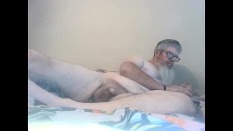 bottombitch44 online show from 10.20.25