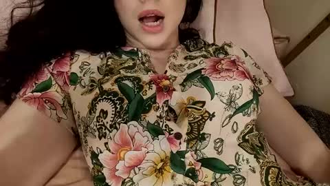 Snapshot of bouncyqueenmajesty chatting on 03.04.25 Bouncy Queen Majesty online show from 03.04.25