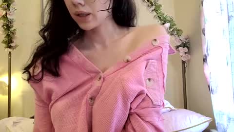 Snapshot of bouncyqueenmajesty chatting on 03.11.25 Bouncy Queen Majesty online show from 03.11.25