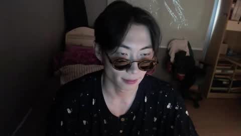 Snapshot of boxman556990 chatting on 02.25.25 boxman556990 online show from 02.25.25
