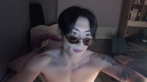Snapshot of boxman556990 chatting on 03.09.25 boxman556990 online show from 03.09.25