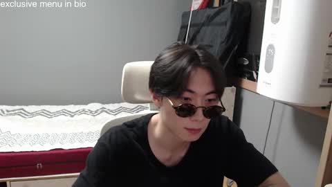 Snapshot of boxman556990 chatting on 09.10.25 boxman556990 online show from 09.10.25