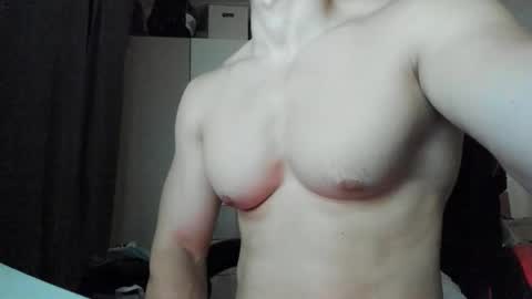 Snapshot of boy_boy22 chatting on 09.14.25 boy_boy22 online show from 09.14.25